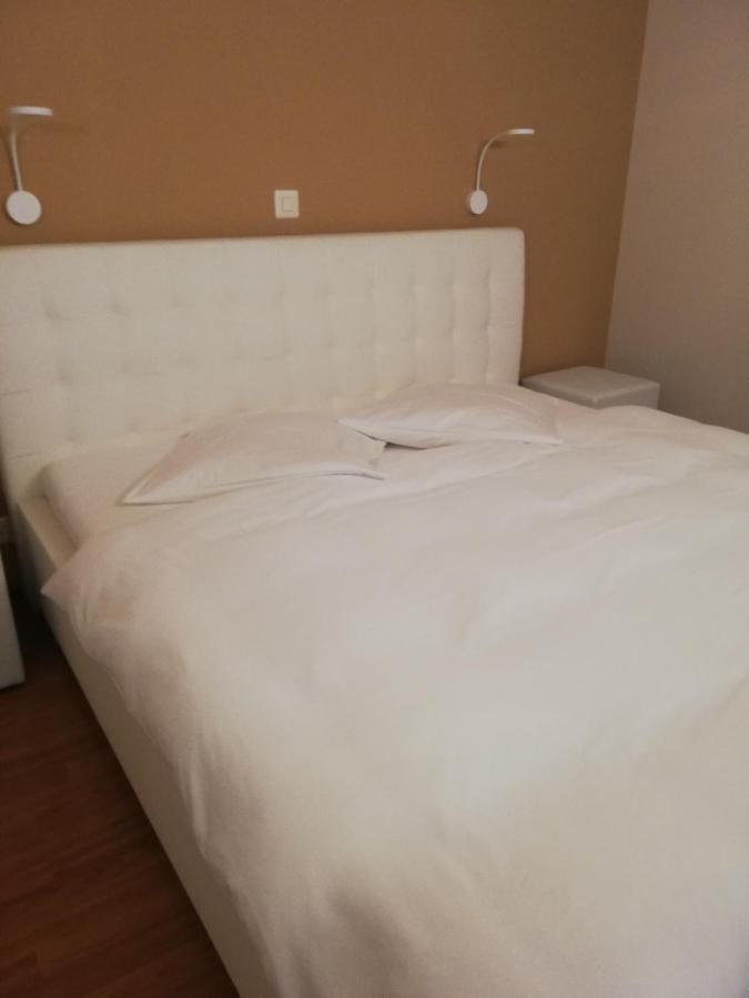 Hotel Bellevue Porrentruy Luaran gambar