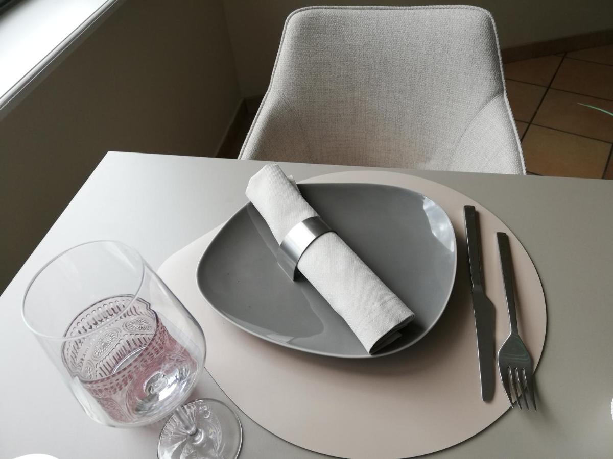 Hotel Bellevue Porrentruy Luaran gambar